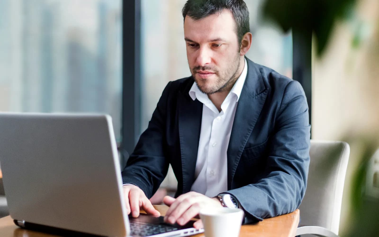 Derechos del Consumidor en Transacciones Civiles: Garantías y Reclamaciones